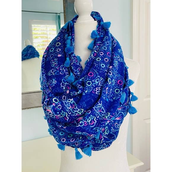 NWT Lilly Pulitzer Resort Infinity Loop Scarf Lapis Lazuli Take It Slow - Picture 1 of 3